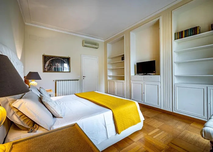 Yid D\'Azeglio Luxury Apartment With Parking
